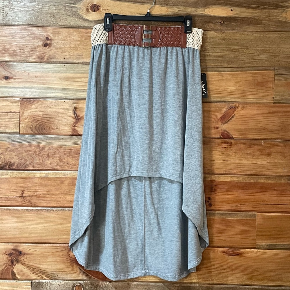 Gray Justify skirt size XL BRAND NEW